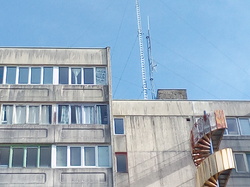 remplacement pylone de Beaub fm